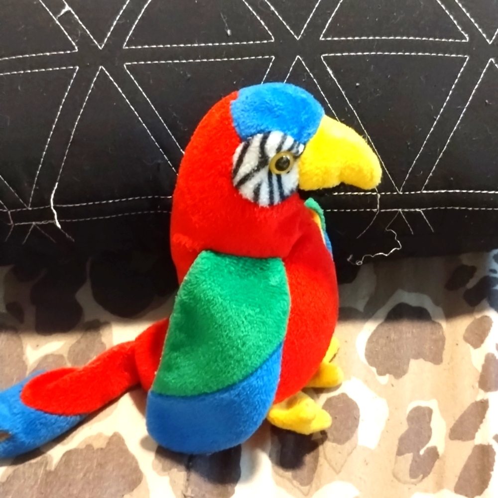 Parrot toy